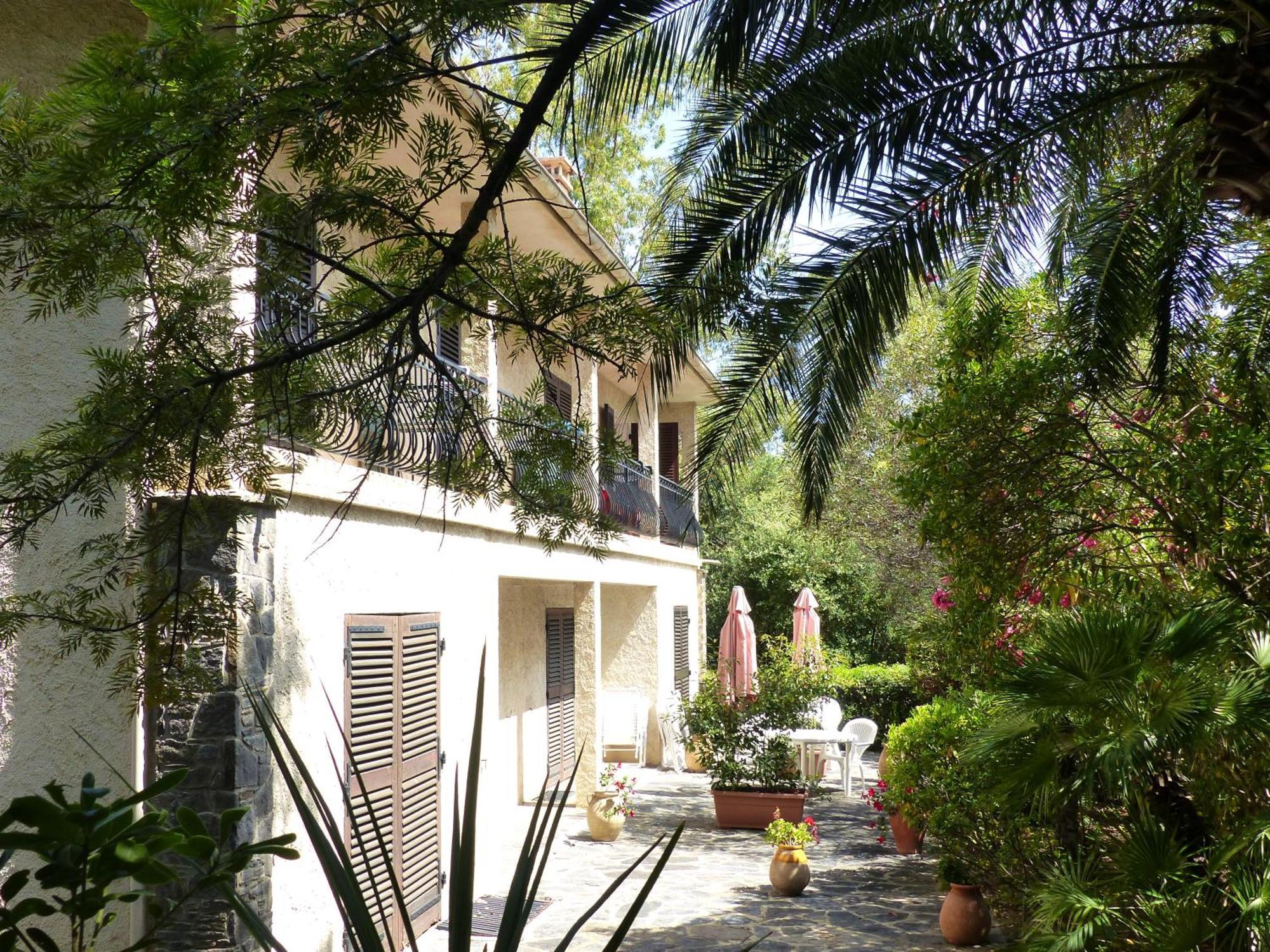 Hôtel Cap Soleil Cavalaire-sur-Mer Exterior foto